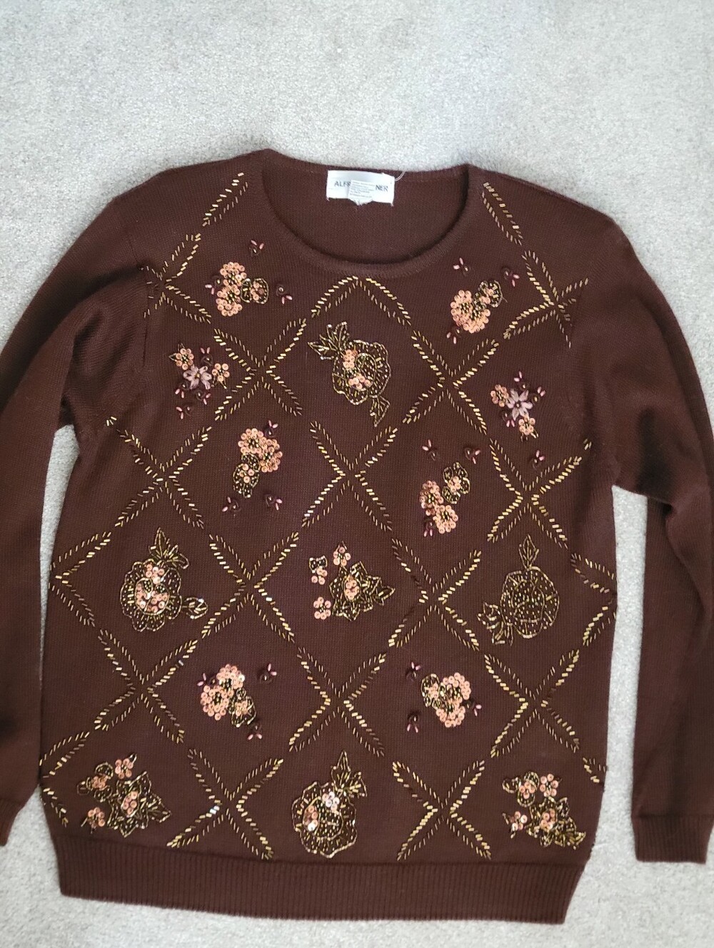 Alfred Dunner ~Sz Lg~ Vintage Dark Brown Beaded LS Sweater, Bronze/Brown Accent